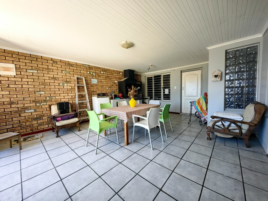 4 Bedroom Property for Sale in Richwood Western Cape